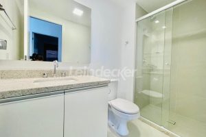 Apartamento para alugar com 70m², 2 dormitórios, 1 vaga no bairro Mont Serrat em Porto Alegre - Foto 14