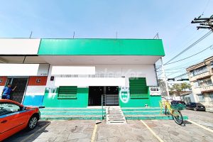 Loja para alugar com 345m², 4 vagas no bairro Partenon em Porto Alegre - Foto 1