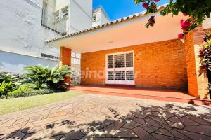Casa Comercial para alugar com 350m², 6 dormitórios, 1 vaga no bairro Mont Serrat em Porto Alegre - Foto 3