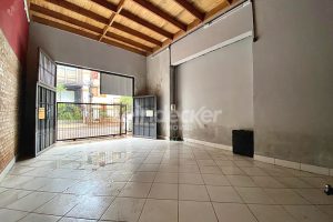 Depósito para alugar com 182m² no bairro Floresta em Porto Alegre - Foto 1