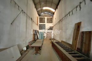 Depósito para alugar com 182m² no bairro Floresta em Porto Alegre - Foto 4