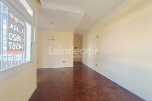 Apartamento para alugar com 67m², 2 dormitórios no bairro Santana em Porto Alegre - Foto 4