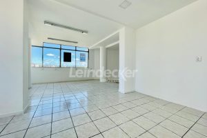 Sala para alugar com 150m² no bairro Centro em Porto Alegre - Foto 7