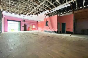 Depósito para alugar com 320m², 2 vagas no bairro Passo d'Areia em Porto Alegre - Foto 2