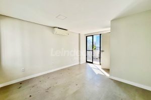 Andar para alugar com 240m², 2 vagas no bairro Rio Branco em Porto Alegre - Foto 14