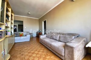 Apartamento para alugar com 135m², 3 dormitórios no bairro Rio Branco em Porto Alegre - Foto 2