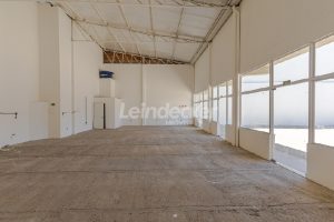 Loja para alugar com 300m², 10 vagas no bairro São Geraldo em Porto Alegre - Foto 8