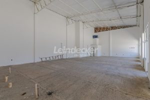 Loja para alugar com 300m², 10 vagas no bairro São Geraldo em Porto Alegre - Foto 9