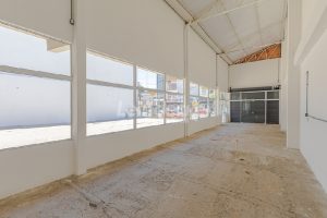 Loja para alugar com 300m², 10 vagas no bairro São Geraldo em Porto Alegre - Foto 12