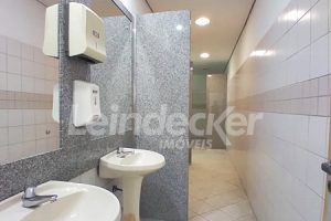Sala para alugar com 170m², 4 vagas no bairro Navegantes em Porto Alegre - Foto 11