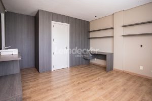Sala para alugar com 31m², 1 vaga no bairro Três Figueiras em Porto Alegre - Foto 2