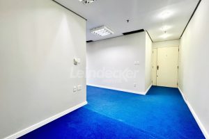 Sala para alugar com 52m², 1 vaga no bairro Três Figueiras em Porto Alegre - Foto 6