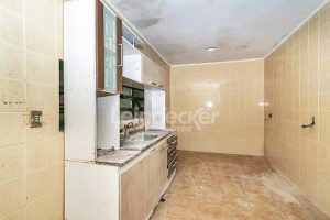 Casa Comercial para alugar com 180m², 4 dormitórios, 2 vagas no bairro Camaqua em Porto Alegre - Foto 3