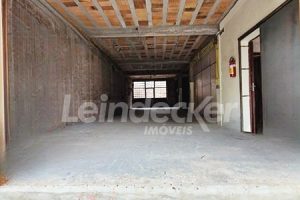 Depósito para alugar com 360m² no bairro Santa Maria Goretti em Porto Alegre - Foto 2