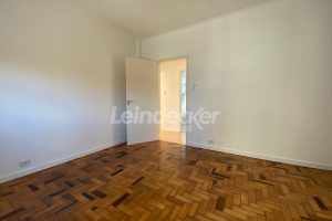 Apartamento para alugar com 59m², 2 dormitórios no bairro São Geraldo em Porto Alegre - Foto 6