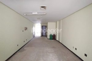 Sala para alugar com 96m², 2 vagas no bairro Centro em Porto Alegre - Foto 3