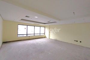 Sala para alugar com 96m², 2 vagas no bairro Centro em Porto Alegre - Foto 7