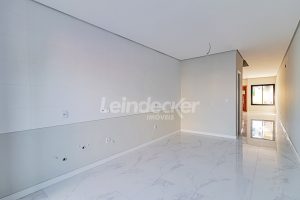 Casa para alugar com 108m², 2 dormitórios, 1 vaga no bairro Hipica em Porto Alegre - Foto 4