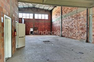 Depósito para alugar com 430m², 2 vagas no bairro Anchieta em Porto Alegre - Foto 2