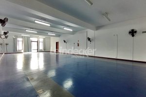 Conjunto para alugar com 250m² no bairro Chácara das Pedras em Porto Alegre - Foto 2