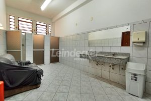 Conjunto para alugar com 250m² no bairro Chácara das Pedras em Porto Alegre - Foto 6