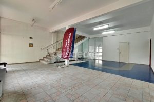 Conjunto para alugar com 250m² no bairro Chácara das Pedras em Porto Alegre - Foto 9