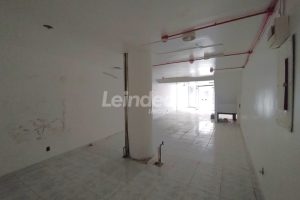 Loja para alugar com 158m² no bairro Centro em Porto Alegre - Foto 4