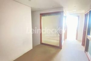 Conjunto para alugar com 103m², 2 vagas no bairro Três Figueiras em Porto Alegre - Foto 1