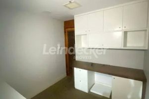 Conjunto para alugar com 103m², 2 vagas no bairro Três Figueiras em Porto Alegre - Foto 9