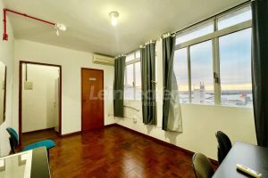 Sala para alugar com 23m² no bairro Centro em Porto Alegre - Foto 4