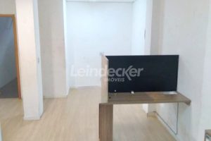 Depósito para alugar com 300m², 1 vaga no bairro São Geraldo em Porto Alegre - Foto 17