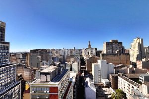 Sala para alugar com 80m² no bairro Centro em Porto Alegre - Foto 5