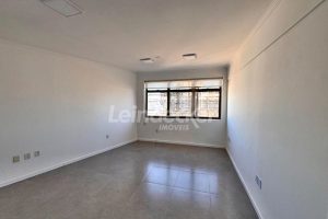 Sala para alugar com 80m² no bairro Centro em Porto Alegre - Foto 8