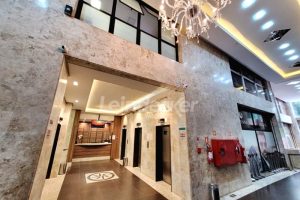 Sala para alugar com 80m² no bairro Centro em Porto Alegre - Foto 14