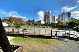 Sala para alugar com 45m², 1 vaga no bairro Menino Deus em Porto Alegre - Foto 4