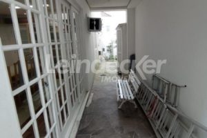 Casa Comercial para alugar com 231m², 4 vagas no bairro Centro em Porto Alegre - Foto 31