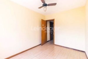 Apartamento para alugar com 75m², 2 dormitórios, 1 vaga no bairro Santana em Porto Alegre - Foto 4