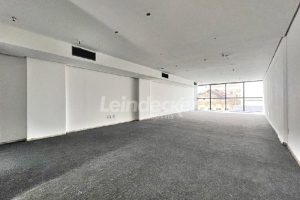 Sala para alugar com 84m² no bairro Centro em Porto Alegre - Foto 1