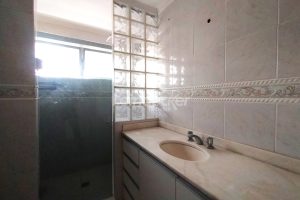 Apartamento para alugar com 84m², 2 dormitórios no bairro Medianeira em Porto Alegre - Foto 17