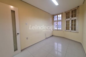 Sala para alugar com 103m² no bairro Centro em Porto Alegre - Foto 6