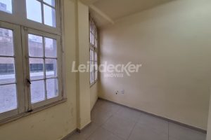 Sala para alugar com 103m² no bairro Centro em Porto Alegre - Foto 11