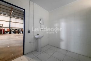 Depósito para alugar com 1.300m² no bairro Tristeza em Porto Alegre - Foto 10