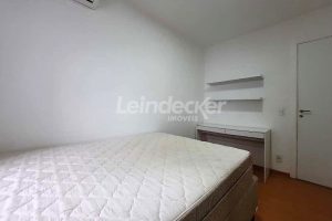 Apartamento para alugar com 75m², 3 dormitórios, 1 vaga no bairro Passo d'Areia em Porto Alegre - Foto 13