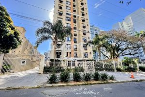 Apartamento para alugar com 78m², 2 dormitórios, 1 vaga no bairro Passo d'Areia em Porto Alegre - Foto 25