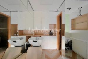 Loja para alugar com 47m², 1 vaga no bairro Partenon em Porto Alegre - Foto 3