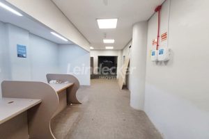 Prédio para alugar com 760m² no bairro Floresta em Porto Alegre - Foto 2