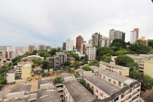 Apartamento para alugar com 73m², 2 dormitórios, 2 vagas no bairro Rio Branco em Porto Alegre - Foto 14