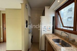 Apartamento para alugar com 72m², 2 dormitórios, 2 vagas no bairro Boa Vista em Porto Alegre - Foto 8