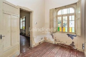 Casa Comercial para alugar com 180m², 3 dormitórios, 4 vagas no bairro Floresta em Porto Alegre - Foto 3