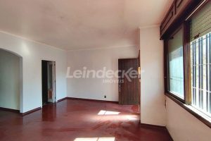 Casa para alugar com 249m², 4 dormitórios, 2 vagas no bairro Chácara das Pedras em Porto Alegre - Foto 6